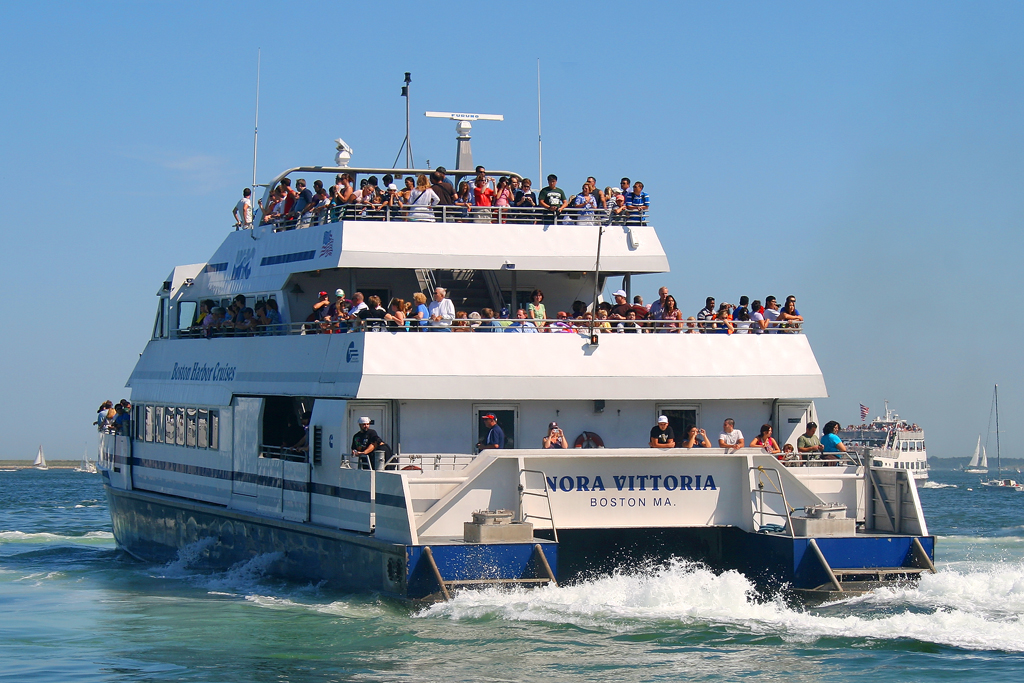 Boston Harbor Cruises.com&nbsp;Package