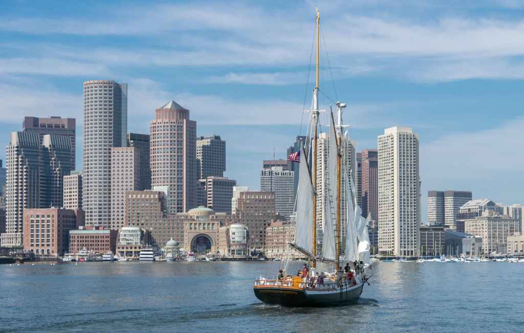 Amazing Boat Cruises From Boston Harbor&nbsp;Package
