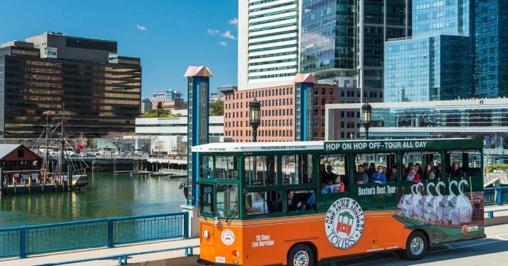 Best Bus Tours From Boston To Canada&nbsp;Packages